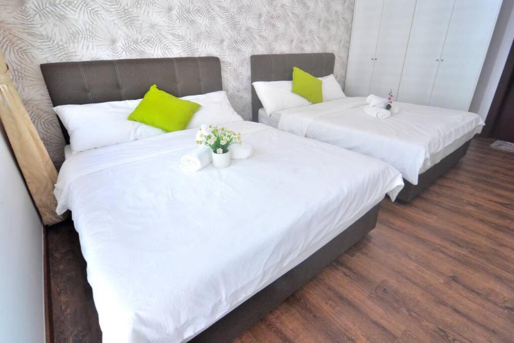 Vivacity Jazz Suite New Luxury Vivacity Cozy Home Lv8 Кучинг Екстериор снимка